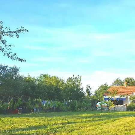 Kuca Za Odmor Holiday home Sisan