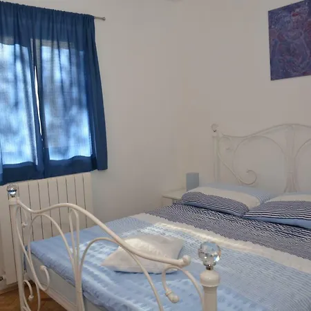 Kuca Za Odmor Semesterbostad